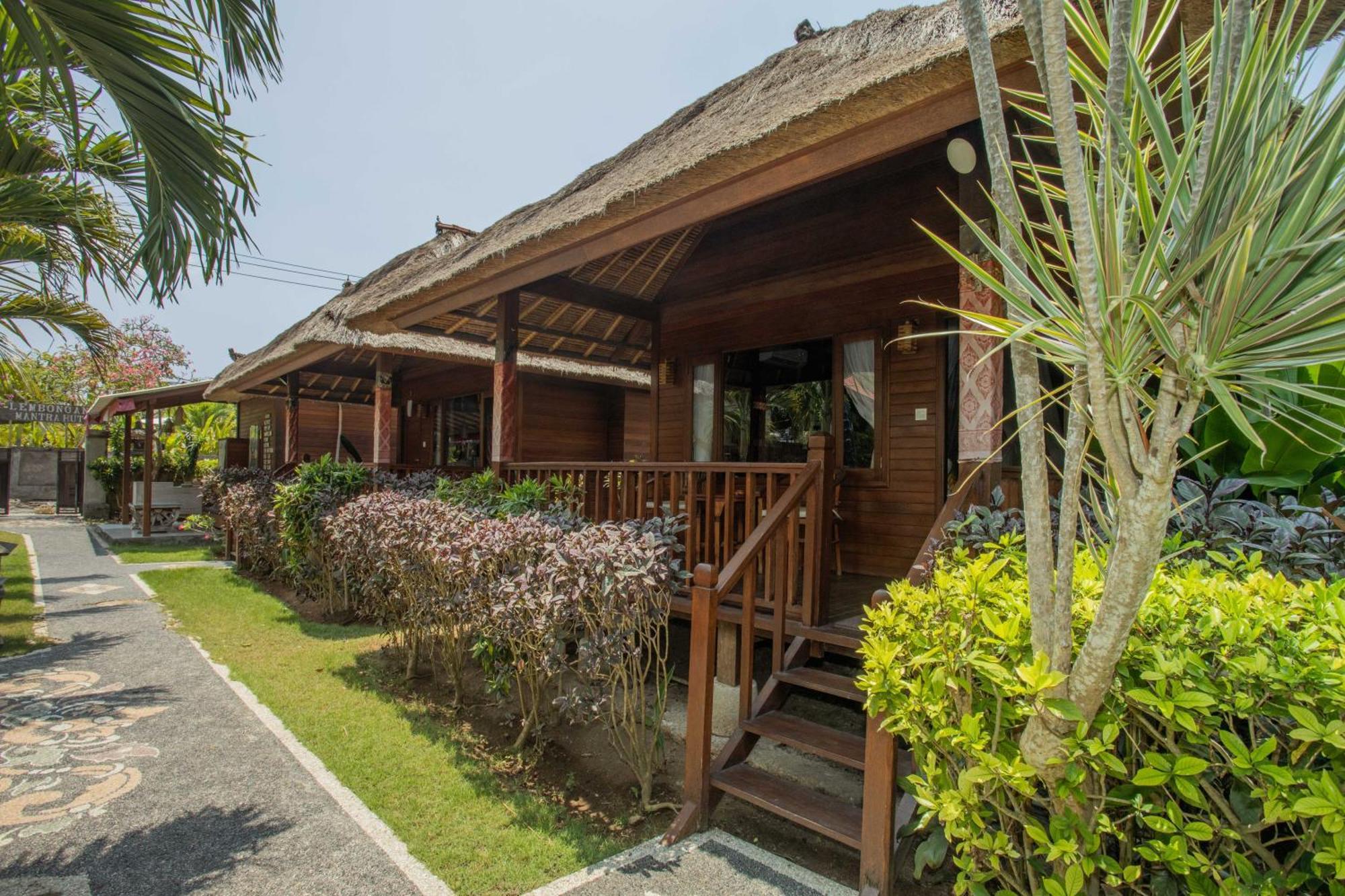 Lembongan Mantra Huts - CHSE Certified Hotell Exteriör bild